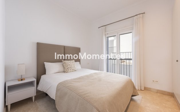 Resale - Apartment - Benahavís - Benahavís Centro