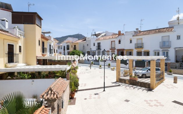 Bestaande woning - Appartement - Binnenland  - Alhaurín de la Torre