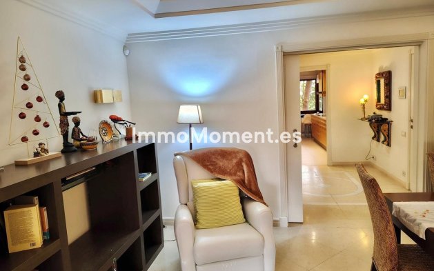 Wiederverkauf - Wohnung - Estepona  - Estepona Centro
