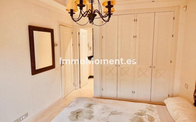 Wiederverkauf - Wohnung - Estepona  - Estepona Centro