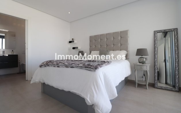 Bestaande woning - Vrijstaande villa - Rojales - Benimar