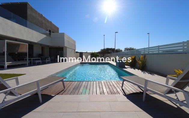 Bestaande woning - Vrijstaande villa - Rojales - Benimar