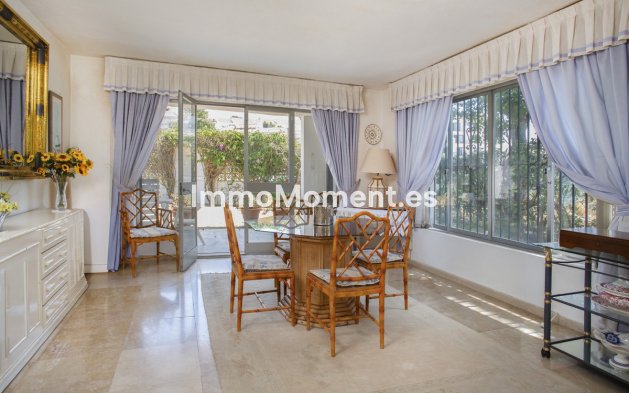 Wiederverkauf - Freistehende Villa - Marbella - Guadalmina Baja