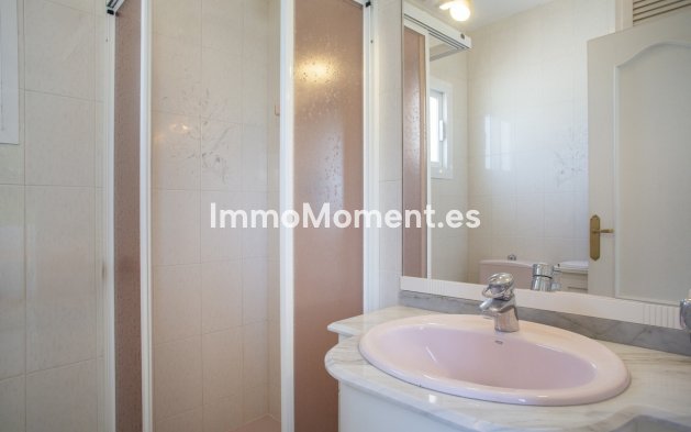 Wiederverkauf - Freistehende Villa - Marbella - Guadalmina Baja