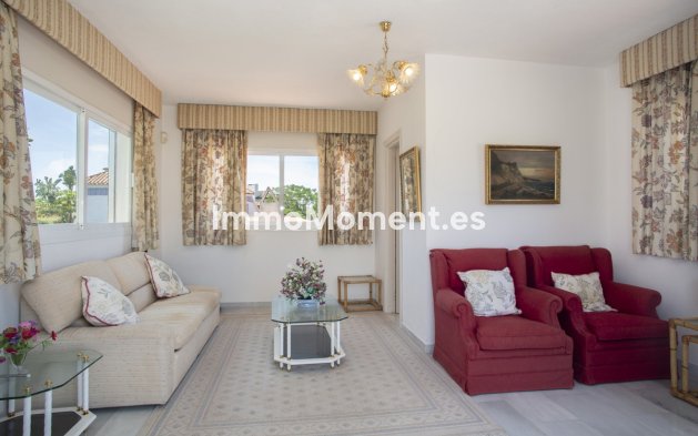 Wiederverkauf - Freistehende Villa - Marbella - Guadalmina Baja