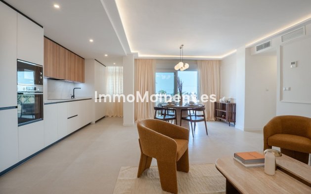 Resale - Apartment - Marbella - Las Chapas