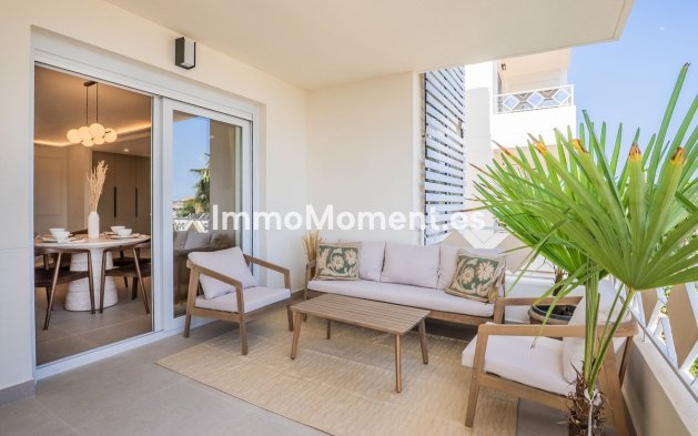 Resale - Apartment - Marbella - Las Chapas