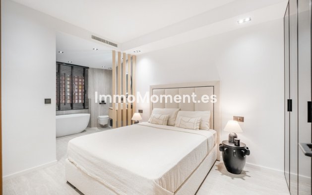 Reventa - Apartamento - Estepona  - Estepona Centro