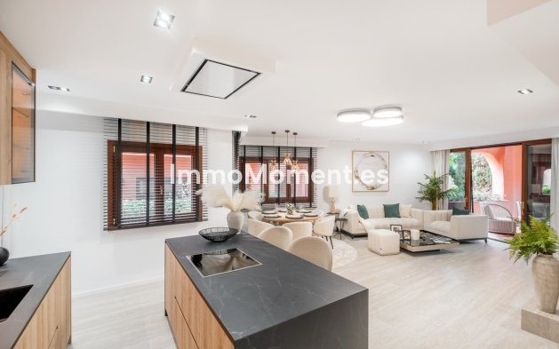 Reventa - Apartamento - Estepona  - Estepona Centro