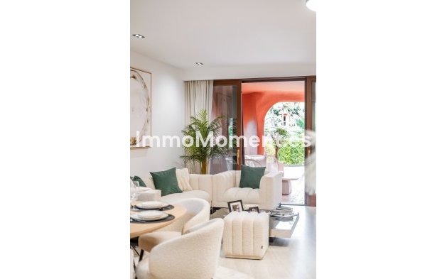 Reventa - Apartamento - Estepona  - Estepona Centro