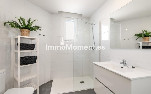 Resale - Apartment - Marbella - La Campana