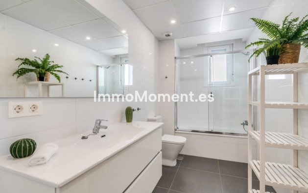 Resale - Apartment - Marbella - La Campana