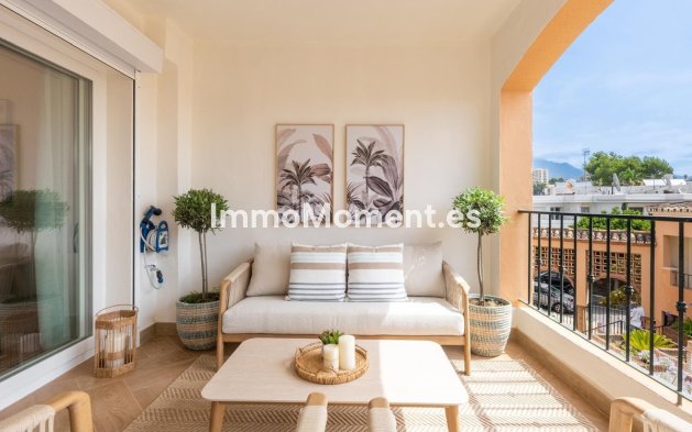 Resale - Apartment - Marbella - Nueva Andalucía