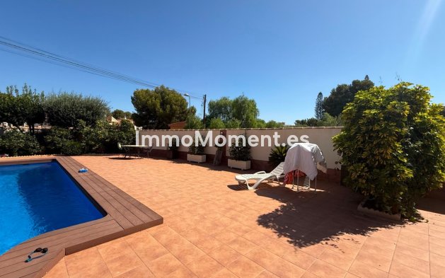 Reventa - Villa independiente - Torrevieja - Torrevieja Centro