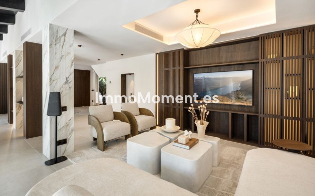 Resale - Detached villa - Marbella - Nueva Andalucía