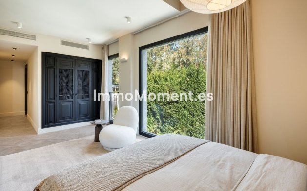 Resale - Detached villa - Marbella - Nueva Andalucía