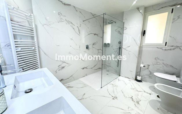 Wiederverkauf - Wohnung - Málaga - Benahavís