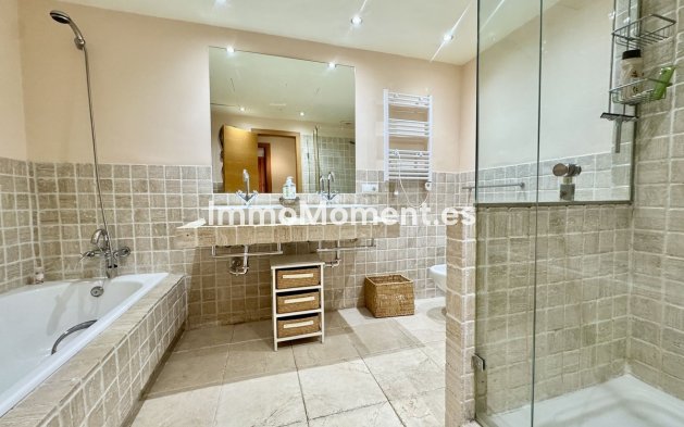 Wiederverkauf - Wohnung - Málaga - Benahavís
