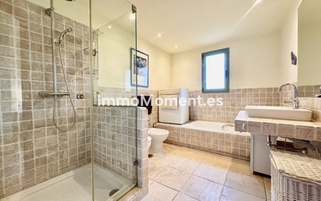 Wiederverkauf - Wohnung - Málaga - Benahavís