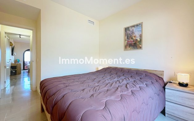 Resale - Apartment - Manilva