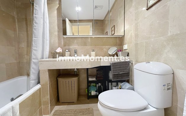 Resale - Apartment - Manilva