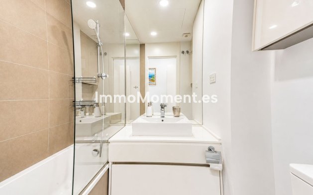 Bestaande woning - Appartement - Estepona  - Estepona Centro