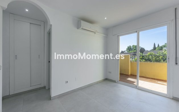 Bestaande woning - Rijtjeshuis - Estepona  - Estepona Centro
