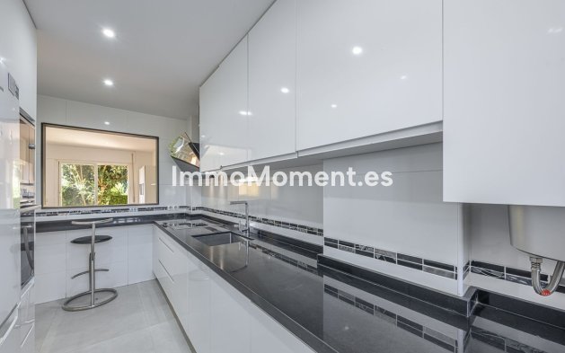 Bestaande woning - Rijtjeshuis - Estepona  - Estepona Centro