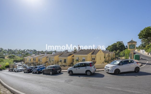 Bestaande woning - Rijtjeshuis - Estepona  - Estepona Centro