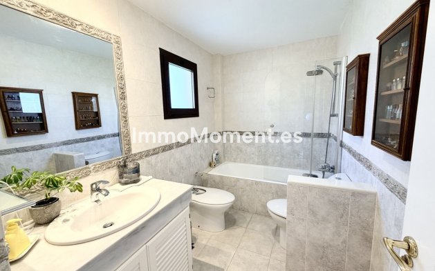 Bestaande woning - Appartement - Estepona  - Hacienda del Sol
