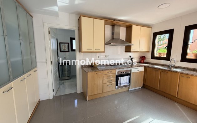 Bestaande woning - Appartement - Estepona  - Hacienda del Sol