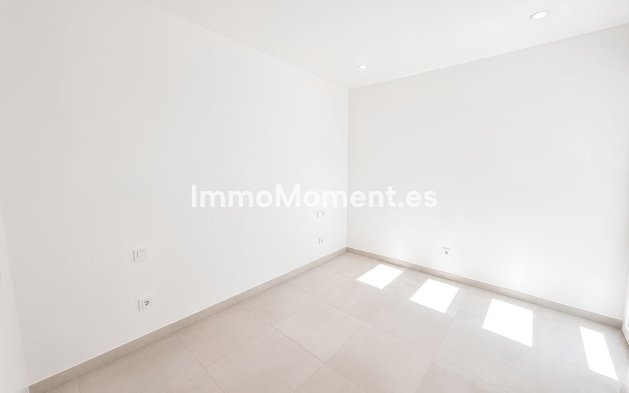 Resale - Apartment - Mijas - La Cala de Mijas