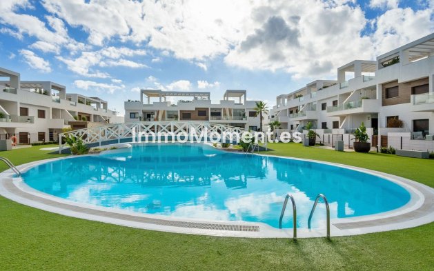 Wiederverkauf - Freistehende Villa - Orihuela - Los Balcones - Los Altos del Edén