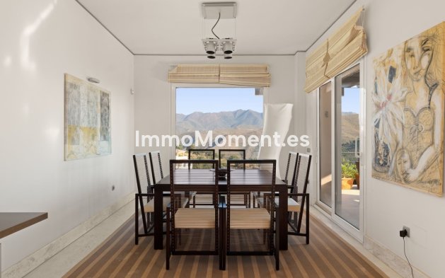 Wiederverkauf - Freistehende Villa - Marbella - La Mairena