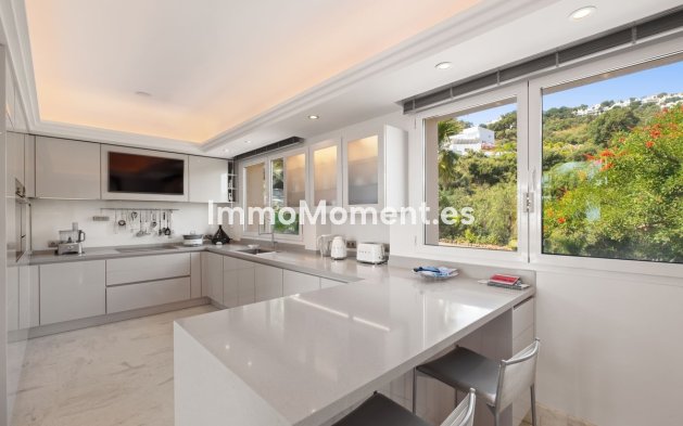 Wiederverkauf - Freistehende Villa - Marbella - La Mairena