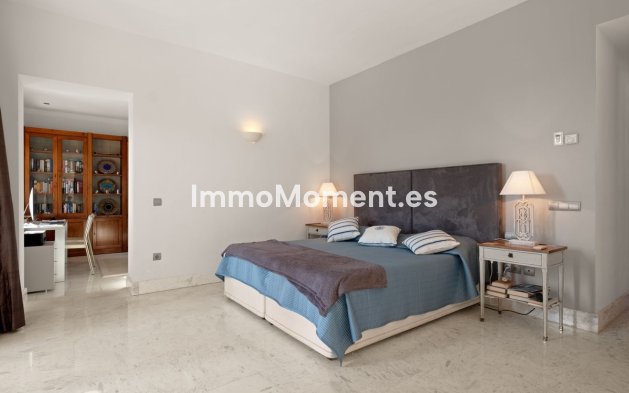 Wiederverkauf - Freistehende Villa - Marbella - La Mairena