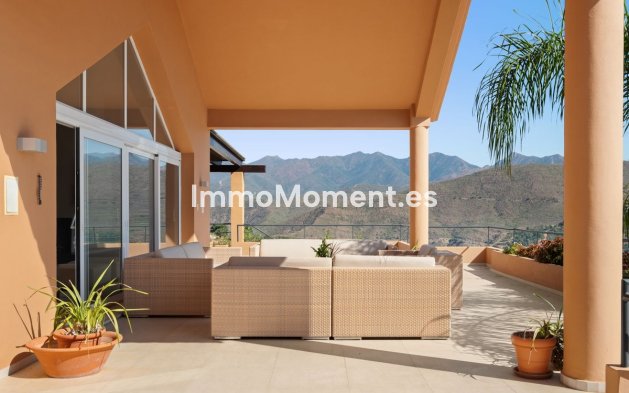 Wiederverkauf - Freistehende Villa - Marbella - La Mairena