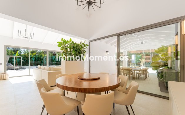 Wiederverkauf - Freistehende Villa - Marbella - Nueva Andalucía