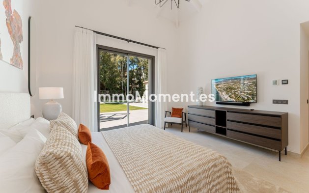 Wiederverkauf - Freistehende Villa - Marbella - Nueva Andalucía