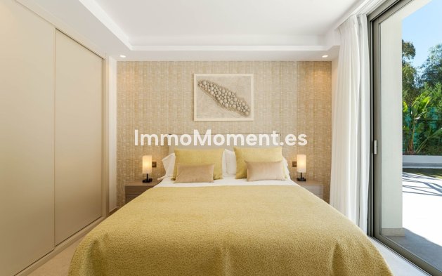 Wiederverkauf - Freistehende Villa - Marbella - Nueva Andalucía