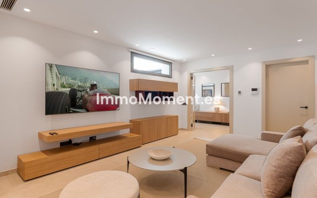 Wiederverkauf - Freistehende Villa - Marbella - Nueva Andalucía