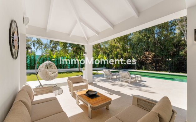 Wiederverkauf - Freistehende Villa - Marbella - Nueva Andalucía
