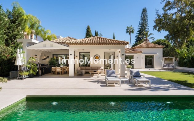 Wiederverkauf - Freistehende Villa - Marbella - Nueva Andalucía