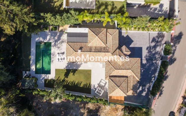 Wiederverkauf - Freistehende Villa - Marbella - Nueva Andalucía