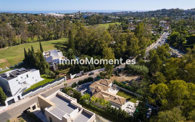 Wiederverkauf - Freistehende Villa - Marbella - Nueva Andalucía