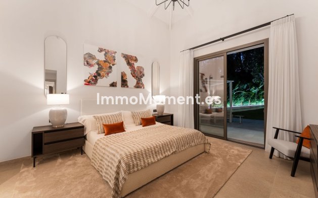 Wiederverkauf - Freistehende Villa - Marbella - Nueva Andalucía