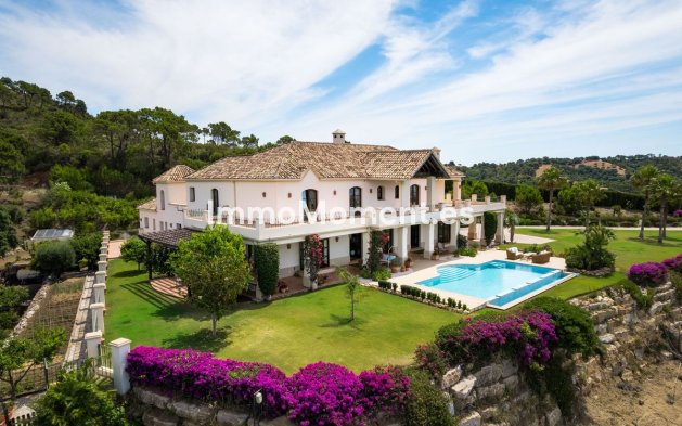 Bestaande woning - Vrijstaande villa - Estepona  - Estepona Centro
