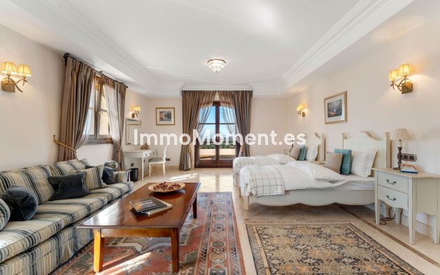 Bestaande woning - Vrijstaande villa - Estepona  - Estepona Centro