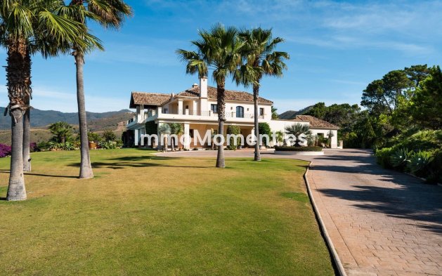 Bestaande woning - Vrijstaande villa - Estepona  - Estepona Centro