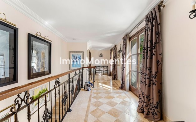 Bestaande woning - Vrijstaande villa - Estepona  - Estepona Centro